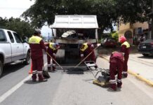 Sicarú Lula’ transforma avenida Símbolos Patrios con labores de bacheo